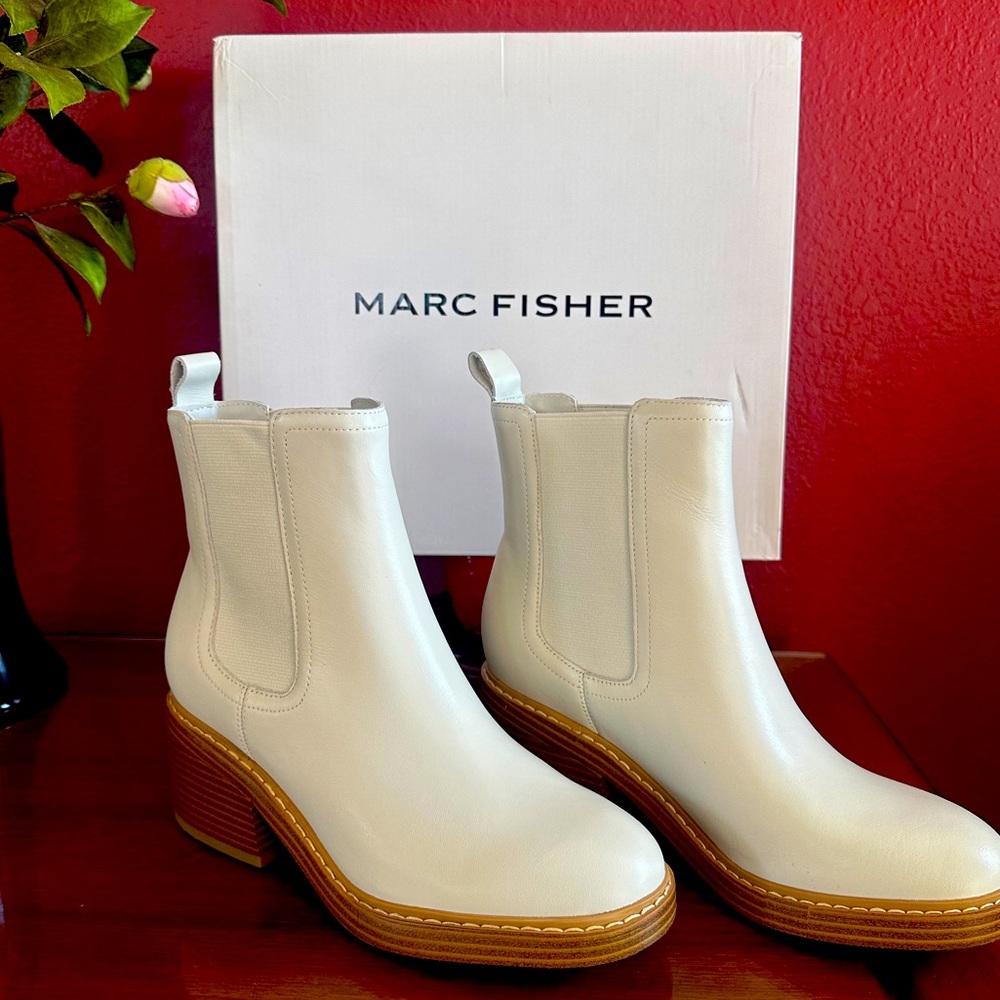 MARC FISHER IVORY MODESTY BOOT SZ 6 MWT